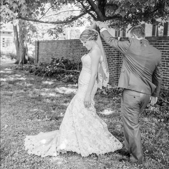 Meet your Posher, Olivia! - Picture 3 of 5